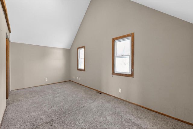 5622 Mill ROAD, Milwaukee, WI 53218