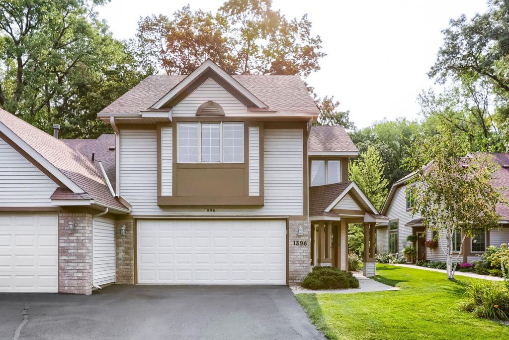 1896 Beebe Road, Maplewood, MN 55109 — exterior