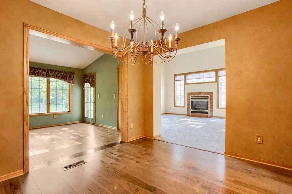1896 Beebe Road, Maplewood, MN 55109 — photo 5