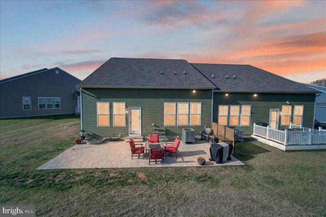 2896 TOWN VIEW CIR, New Windsor, MD 21776