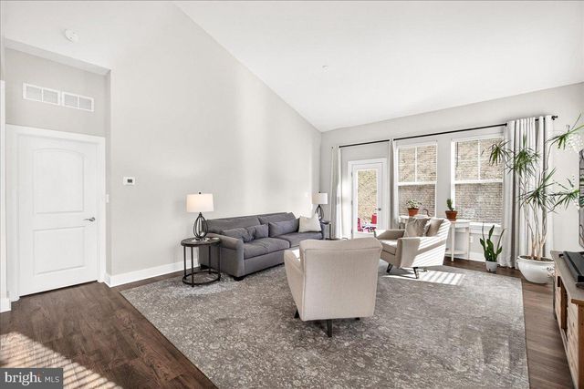 2896 TOWN VIEW CIR, New Windsor, MD 21776