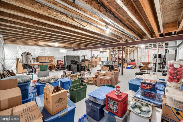 2896 TOWN VIEW CIR, New Windsor, MD 21776