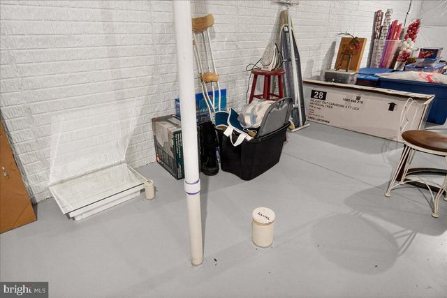 2896 TOWN VIEW CIR, New Windsor, MD 21776