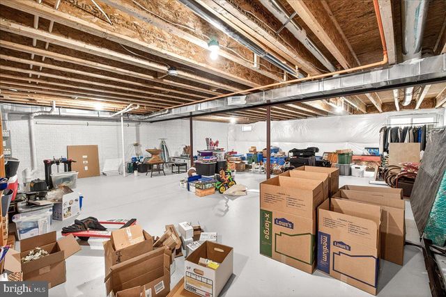 2896 TOWN VIEW CIR, New Windsor, MD 21776