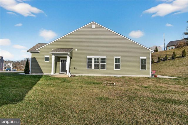 2896 TOWN VIEW CIR, New Windsor, MD 21776