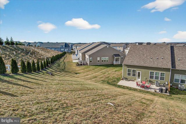 2896 TOWN VIEW CIR, New Windsor, MD 21776