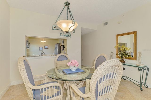 9610 CLUB SOUTH 4203, Sarasota, FL 34238