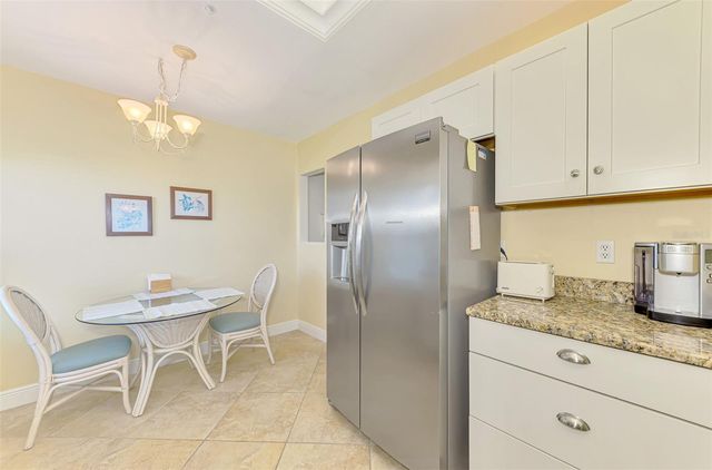 9610 CLUB SOUTH 4203, Sarasota, FL 34238