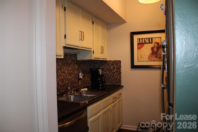 430 Queens Road, Charlotte, NC 28207