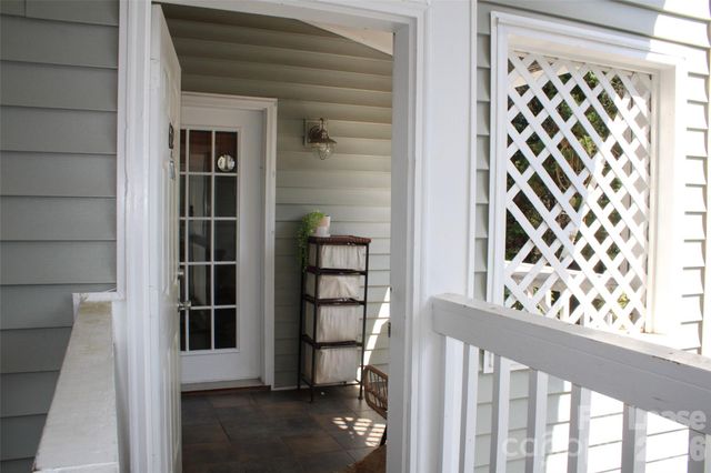 430 Queens Road, Charlotte, NC 28207