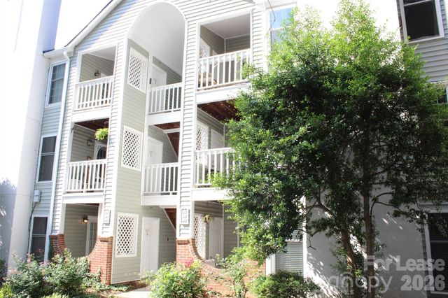 430 Queens Road, Charlotte, NC 28207