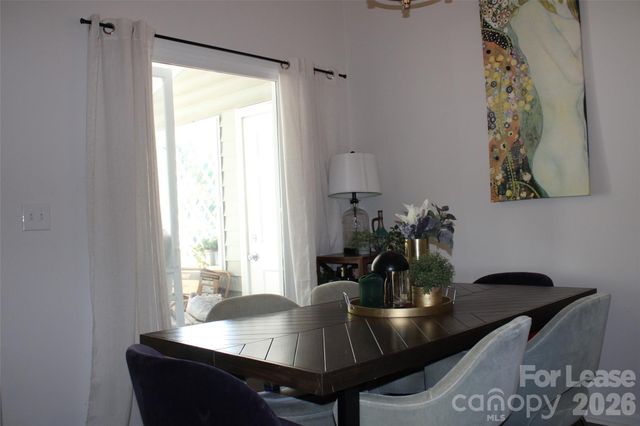 430 Queens Road, Charlotte, NC 28207