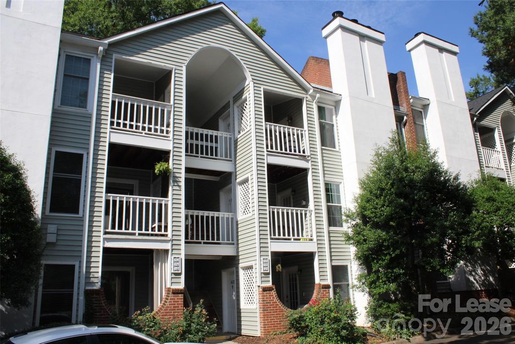 430 Queens Road, Charlotte, NC 28207