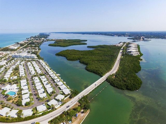 8940 PICKWICK ROAD, North Port, FL 34287