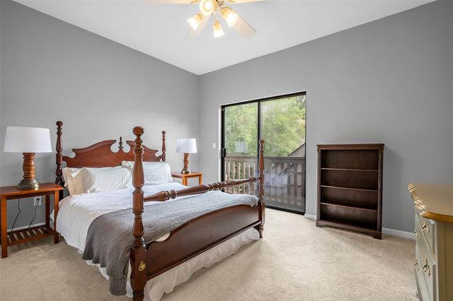 208 Sugarberry Circle, Houston, TX 77024