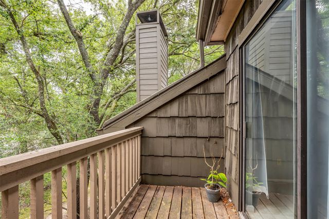 208 Sugarberry Circle, Houston, TX 77024