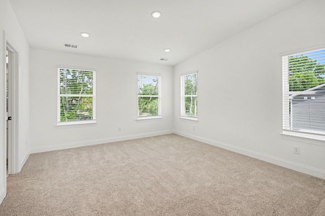 1013 Riverview Run, Madison, TN 37115