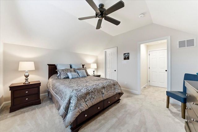 4 WELLFLEET LN, Glen Mills, PA 19342