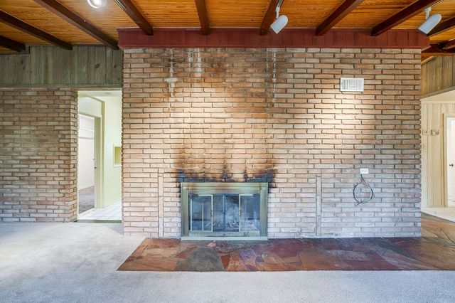1100 Mockingbird Lane, Arlington, TX 76013