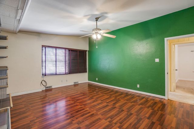 1100 Mockingbird Lane, Arlington, TX 76013