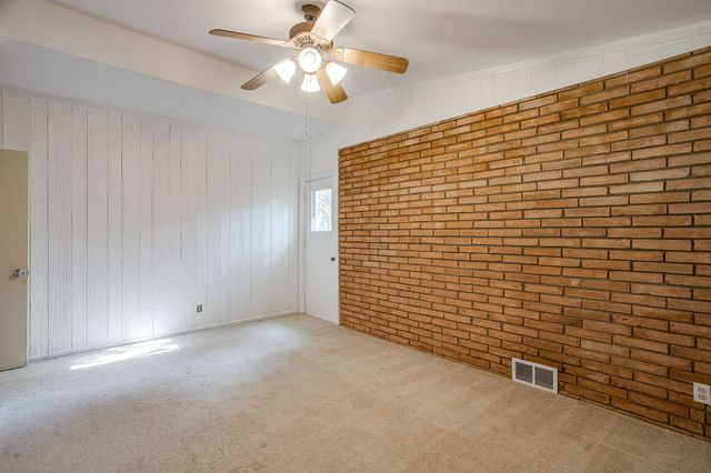 1100 Mockingbird Lane, Arlington, TX 76013