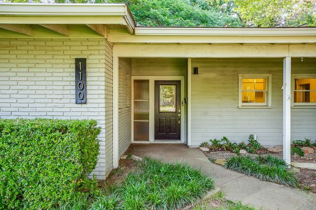 1100 Mockingbird Lane, Arlington, TX 76013