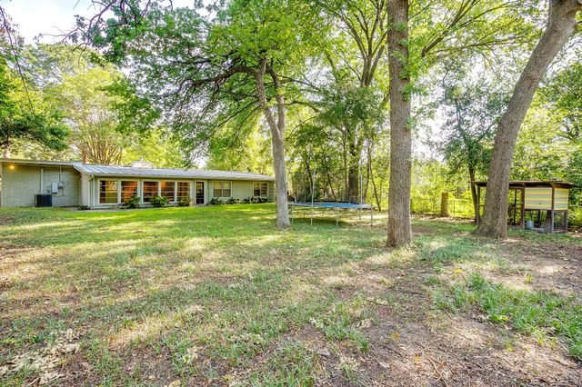 1100 Mockingbird Lane, Arlington, TX 76013