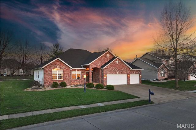 3352 Garvey Lane, Edwardsville, IL 62025