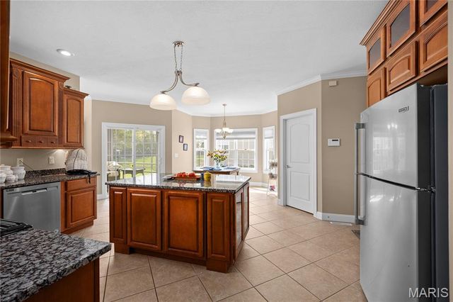 3352 Garvey Lane, Edwardsville, IL 62025