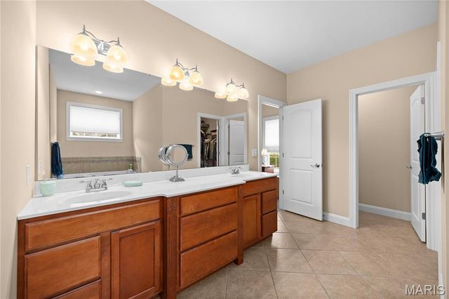 3352 Garvey Lane, Edwardsville, IL 62025