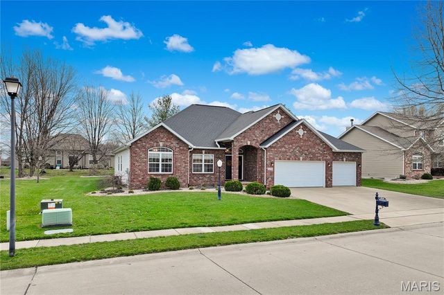 3352 Garvey Lane, Edwardsville, IL 62025