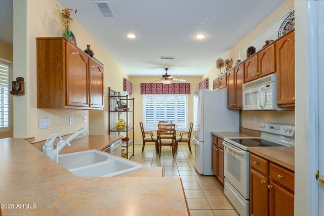 15814 W WILDFLOWER Drive, Surprise, AZ 85374