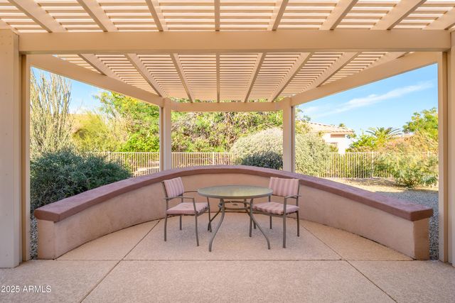 15814 W WILDFLOWER Drive, Surprise, AZ 85374