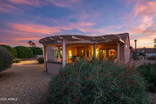 15814 W WILDFLOWER Drive, Surprise, AZ 85374