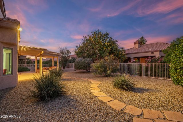 15814 W WILDFLOWER Drive, Surprise, AZ 85374