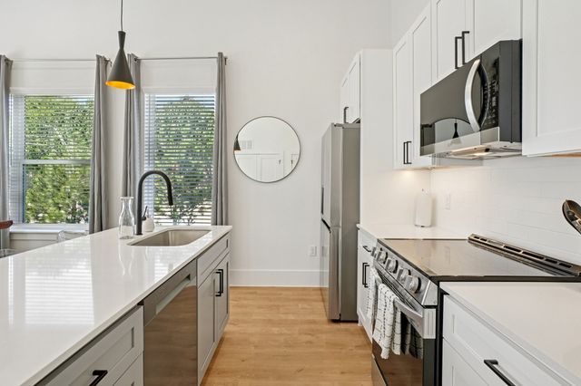 6418 Maple Avenue 306, Dallas, TX 75235