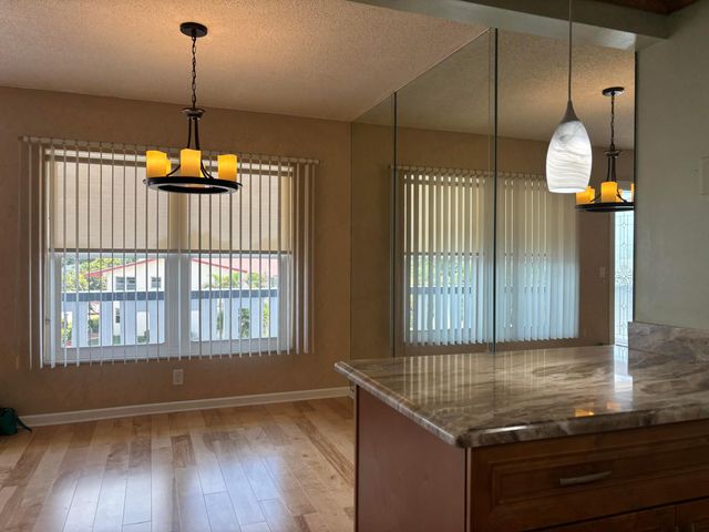 312 Wellington F, West Palm Beach, FL 33417