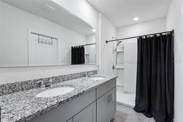 45 BELLA OAKS DRIVE, Port Orange, FL 32129