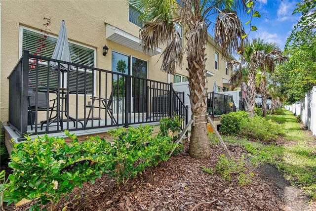 45 BELLA OAKS DRIVE, Port Orange, FL 32129