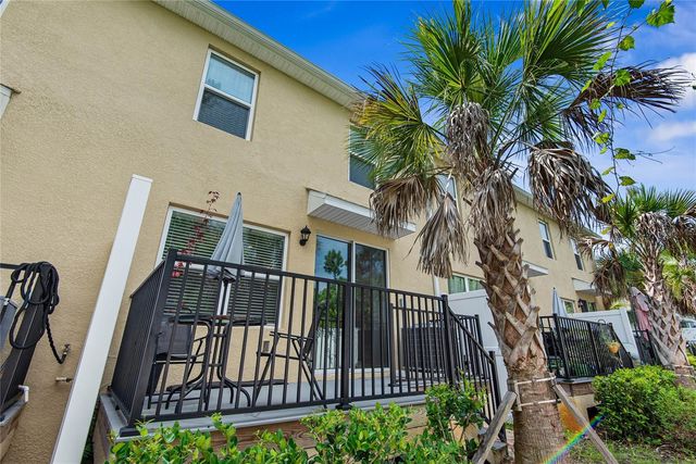 45 BELLA OAKS DRIVE, Port Orange, FL 32129