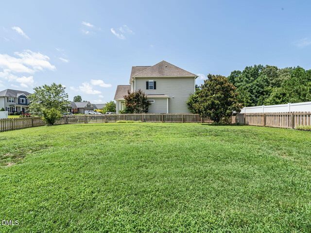 319 Neuse Landing Drive, Clayton, NC 27527