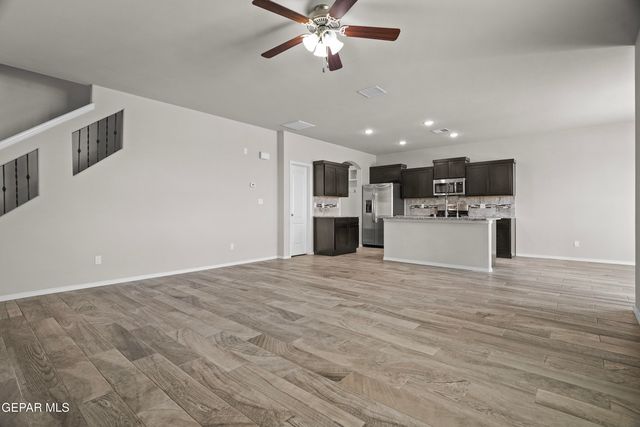 7401 EAGLE VISTA Drive, El Paso, TX 79911