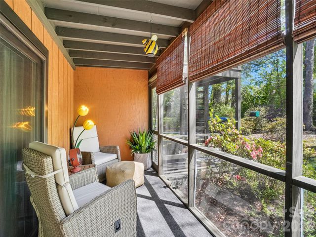 1737 Haywood Manor Road B, Hendersonville, NC 28791