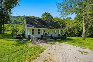 3851 Middle Wallens Creek Road, Duffield, VA 24244