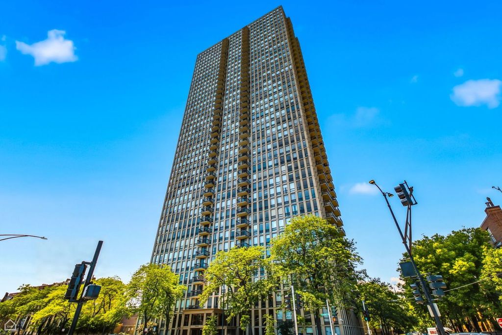 1660 N La Salle Drive 3310, Chicago, IL 60614 — exterior