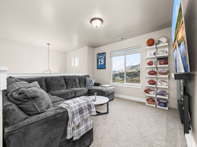 102 S ELK RIDGE DR, Elk Ridge, UT 84651