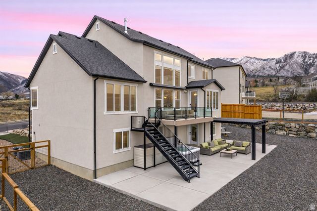 102 S ELK RIDGE DR, Elk Ridge, UT 84651