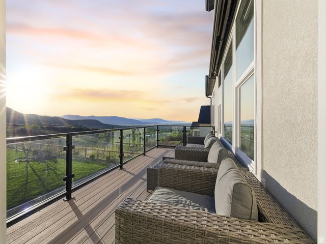 102 S ELK RIDGE DR, Elk Ridge, UT 84651
