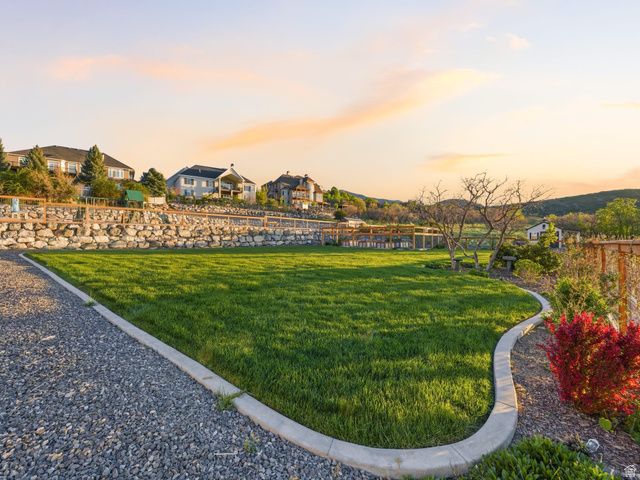 102 S ELK RIDGE DR, Elk Ridge, UT 84651