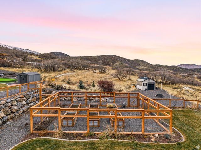 102 S ELK RIDGE DR, Elk Ridge, UT 84651